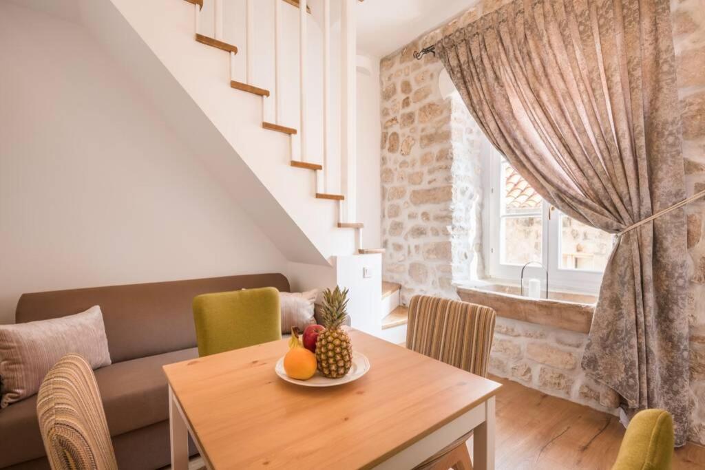 The Saint Blaise Swanky Heritage Apartment *